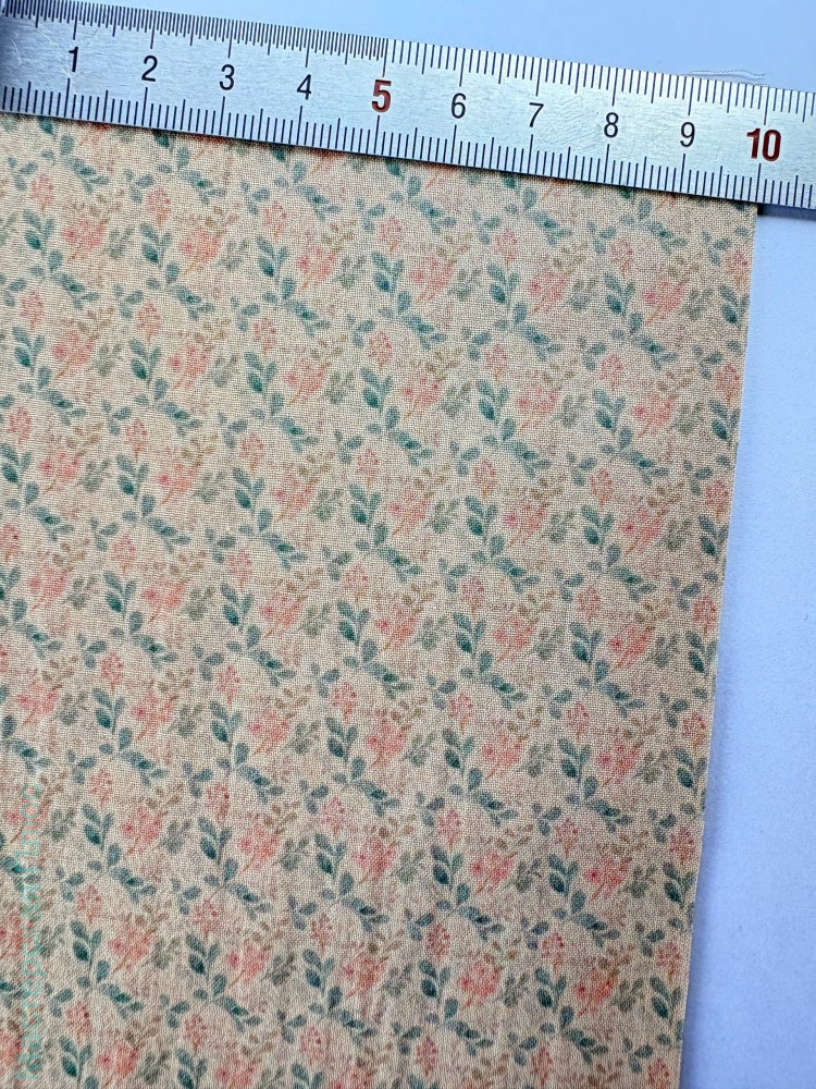 Бежевый Цветы 02