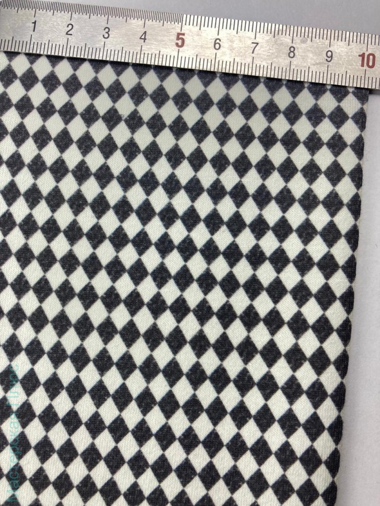 Ромб ч/б крупный