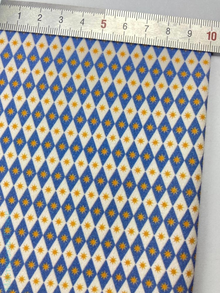 Ромб со звездой