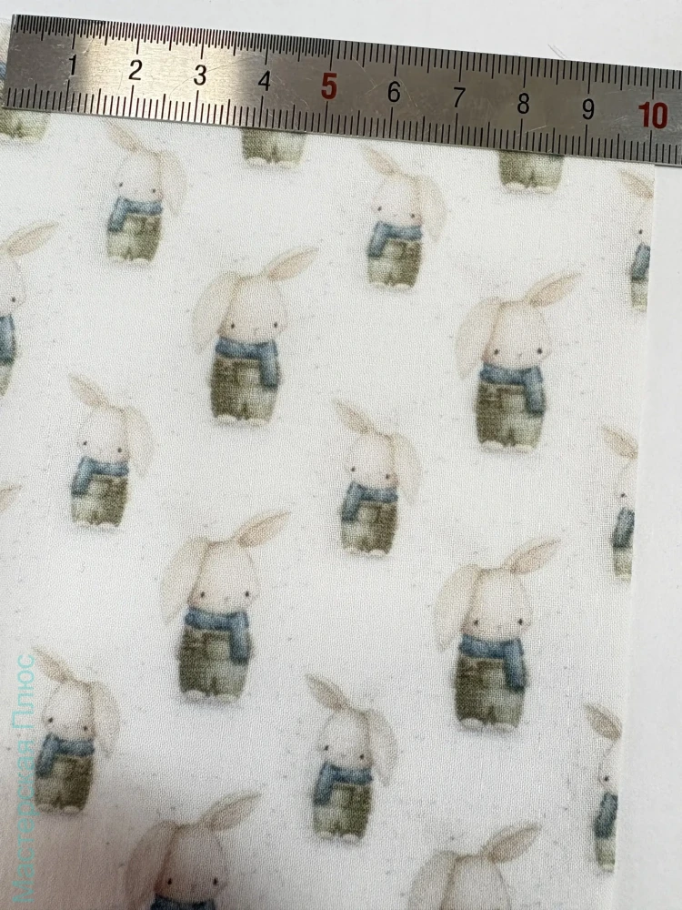 Зайка в шарфике