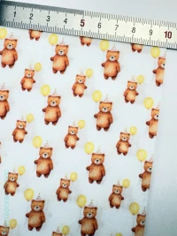 Мишка с желтым шариком